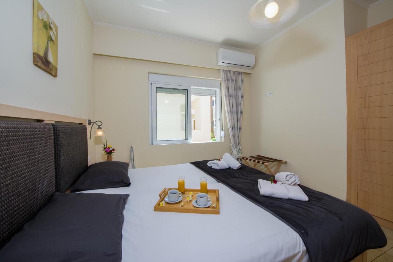 Toxo Hotel ปลาเตเนียส ภายนอก รูปภาพ